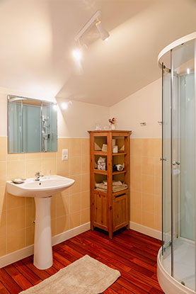 Le Gargantua | Gargamelle Bedroom | Bathroom