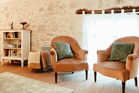 Le Gargantua | Grangousier Bedroom | Comfy Seating