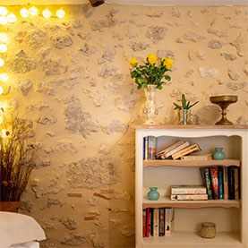 Le Gargantua | Grangousier Bedroom | Book Shelf